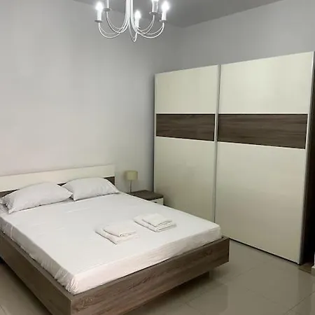 아파트 Swieqi : 3-bed *