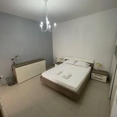 Swieqi : 3-bed 아파트 Is-Swieqi