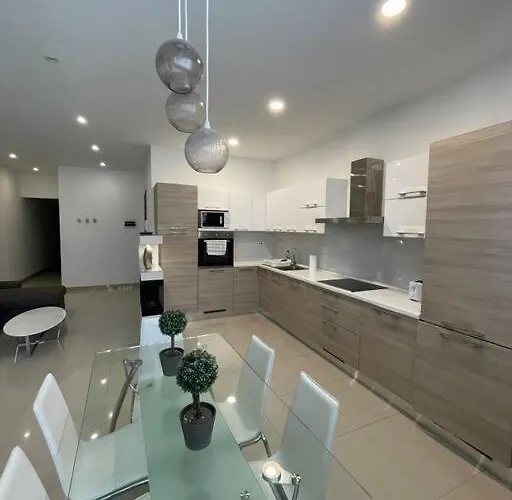 Apartamento Swieqi : 3-bed